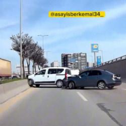 Ankara'da makas ter&ouml;r&uuml; kazaya neden oldu! 