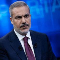 Bakan Fidan&rsquo;dan İsrail sorusuna dikkat &ccedil;eken cevap: &lsquo;Başındakiler deli&rsquo;