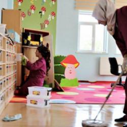 'Başı a&ccedil;ık' personel arayan firma geri adım attı: 'M&uuml;şteri b&ouml;yle istiyor'