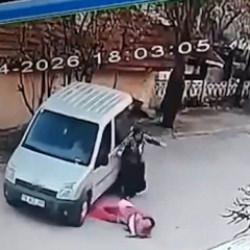 Bolu'da eşini &ccedil;ocuklarının g&ouml;z&uuml; &ouml;n&uuml;nde arabayla ezen koca tutuklandı