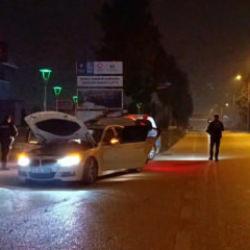 Bursa'da kanlı takip! Aracıyla &ouml;n&uuml;ne keserek tabancayla vurdu