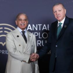 Cumhurbaşkanı Erdoğan'dan Antalya'da diplomasi trafiği!
