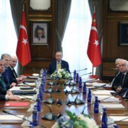 Cumhurbaşkanlığı Y&uuml;ksek İstişare Kurulu toplandı! Ter&ouml;rs&uuml;z T&uuml;rkiye ve ateşkes vurgusu