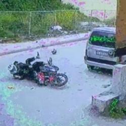 Edirne'de 2 motosiklet &ccedil;arpıştı: Yaralı var!