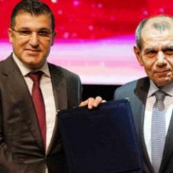 Galatasaraylı y&ouml;netici Bel&ccedil;ika'dan kul&uuml;p satın aldı: Avrupa'ya a&ccedil;ılan kapı