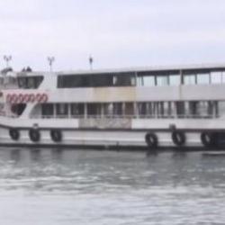 Kadık&ouml;y'de yolcu teknesinde yangın &ccedil;ıktı!