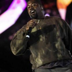  Kanye West&rsquo;ten İstanbul'da d&uuml;nya rekoru! 