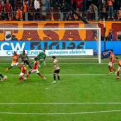 Kocaelispor'un Galatasaray'a attığı golde ofsayt var mı? Trio ekibi yorumladı