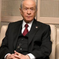 MHP'de son dakika kararı! 3 şehrin daha il teşkilatı feshedildi...