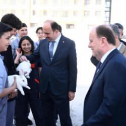 Milletvekili Baykan ve Başkan Altay'dan &ouml;ğrencilere s&uuml;rpriz ziyaret