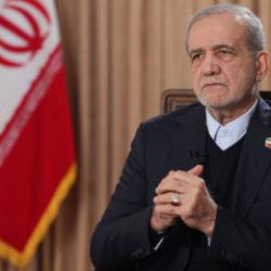 Pezeşkiyan'dan T&uuml;rkiye dahil 6 &uuml;lkeye &ouml;vg&uuml; mesajı