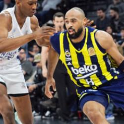Pota derbisinde Fenerbah&ccedil;e fark attı!