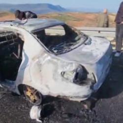 Siirt'te otomobilde &ccedil;ıkan yangın s&ouml;nd&uuml;r&uuml;ld&uuml;