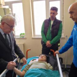 Sivasspor a&ccedil;ıkladı! Kazada yaralanan gen&ccedil; futbolcu yoğun bakımda