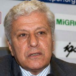 Trabzonspor'un eski futbolcusu ve başkanı Atay Aktuğ hayatını kaybetti!