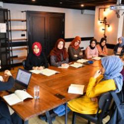 T&Uuml;RGEV&rsquo;den Gazze&rsquo;ye eğitim k&ouml;pr&uuml;s&uuml;: 246 Filistinli kız &ouml;ğrenci T&uuml;rkiye&rsquo;de