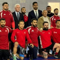 Vali G&uuml;l ve Mesut &Ouml;zil'den milli g&uuml;reş&ccedil;ilere ziyaret