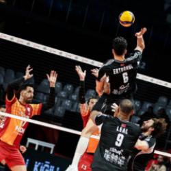 Voleybolda Galatasaray finale y&uuml;kseldi!