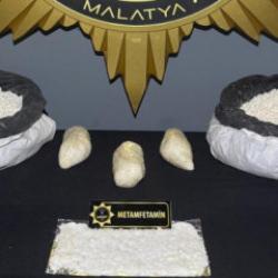 Malatya&rsquo;da şeker &ccedil;uvallarına uyuşturucu darbesi: Kilolarca zehir ele ge&ccedil;irildi!