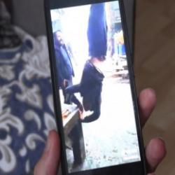 Zihinsel engelli iş&ccedil;iyi ayağından bağlayıp vince asan 3 sanık hakkında karar