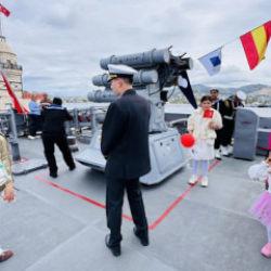 23 Nisan&rsquo;da askeri gemiler ziyarete a&ccedil;ıldı