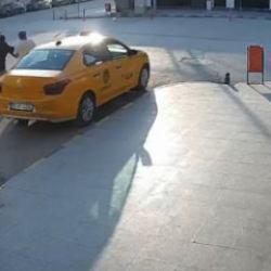 Hatay'da dehşet saati: Bir saatte &uuml;&ccedil; kişiyi satırla yaraladı