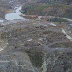 6 g&uuml;nd&uuml;r kapalı olan kara yolu ulaşıma a&ccedil;ıldı