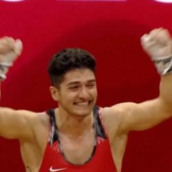 Milli halterci Muhammed Furkan &Ouml;zbek Avrupa rekoru kırarak şampiyon oldu