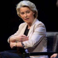 AB'den 'T&uuml;rkiye' geri adımı! Skandalın ardından tepkiler b&uuml;y&uuml;m&uuml;şt&uuml;...