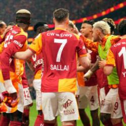 Adım adım şampiyonluğa! Galatasaray zirvede farkı a&ccedil;tı