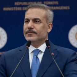 Bakan Fidan'dan Londra'da kritik ziyaret!