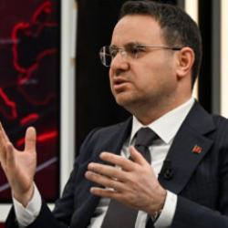 Bakan G&uuml;rlek: Savcılık parti ayırmadan işlem yapıyor