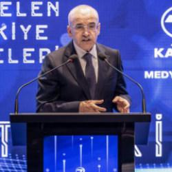 Bakan Şimşek'ten Kanal 7 Medya Grubu 'Y&uuml;kselen T&uuml;rkiye Zirveleri'nde &ouml;nemli a&ccedil;ıklamalar