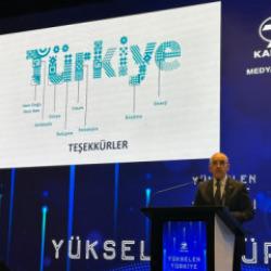 Bakan Şimşek'ten Kanal 7 'Y&uuml;kselen T&uuml;rkiye Zirveleri'nde yapay zeka &ccedil;ağına vurgu!