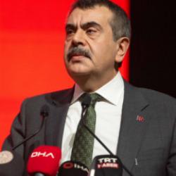 Bakan Tekin'den son dakika a&ccedil;ıklamaları! Alınan 7 yeni kararı duyurdu...