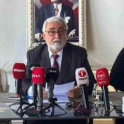 CHP'de istifa depremi! 'Kimsenin bilmediği bir şeyi a&ccedil;ıklıyorum' deyip istifa etti...