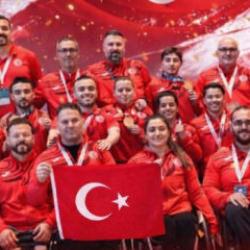 Fas&rsquo;ta Ay-Yıldız r&uuml;zgarı: 4 madalya, 3 T&uuml;rkiye rekoru!