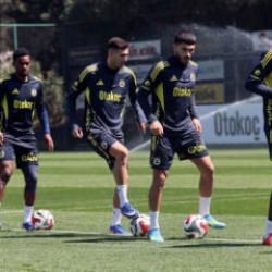 Fenerbah&ccedil;e &ccedil;eyrek finale hazır