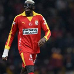 Fenerbah&ccedil;e şikayet etmişti! Galatasaray'dan Edin Dzeko &ouml;rnekli Victor Osimhen savunması