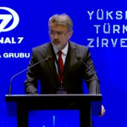 FSMV Rekt&ouml;r&uuml; Şimşek: Belirsizlik d&ouml;nemlerinde krizleri y&ouml;netme kapasitesi belirleyicidir