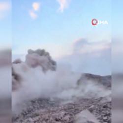 Guatemala'da dağcıların tırmandığı yanardağ patladı