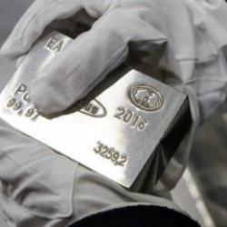 Altın coştuk&ccedil;a o da şahlanıyor! Dev bankadan korkutan "d&uuml;zeltme" uyarısı