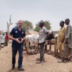 Kardeşlerini Unutma Derneği&rsquo;nden Afrika&rsquo;da kurban hazırlıkları