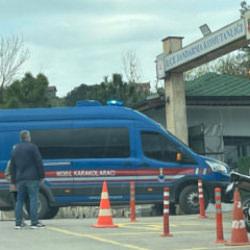 Kocaeli&rsquo;de jandarmadan operasyon; &ccedil;ok sayıda ş&uuml;pheli g&ouml;zaltına alındı