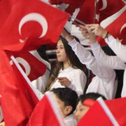 Kul&uuml;pler, 23 Nisan Ulusal Egemenlik ve &Ccedil;ocuk Bayramı'nı kutladı