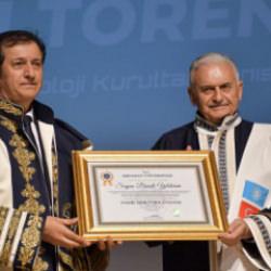 Binali Yıldırım'a fahri doktora &uuml;nvanı verildi