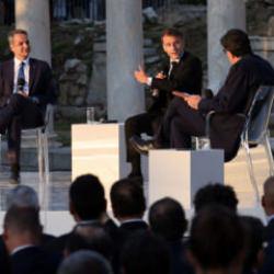 Macron T&uuml;rkiye'yi işaret etti! Rusya'dan Yunanistan'a 'n&uuml;kleer' tehdit! 