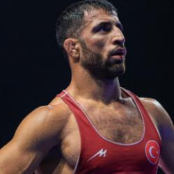 Milli g&uuml;reş&ccedil;imiz Murat Fırat, Avrupa ikincisi!