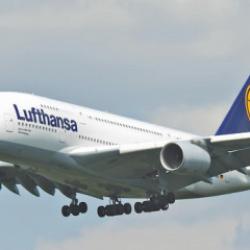 Orta Doğu ateşi Avrupa'yı yaktı: Hava yolu devi 20 bin u&ccedil;uşu iptal ediyor!