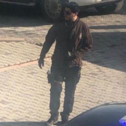 G&uuml;listan Doku dosyasında şok detay! Eski valinin oğlundan kamuflajlı silahlı fotoğraf